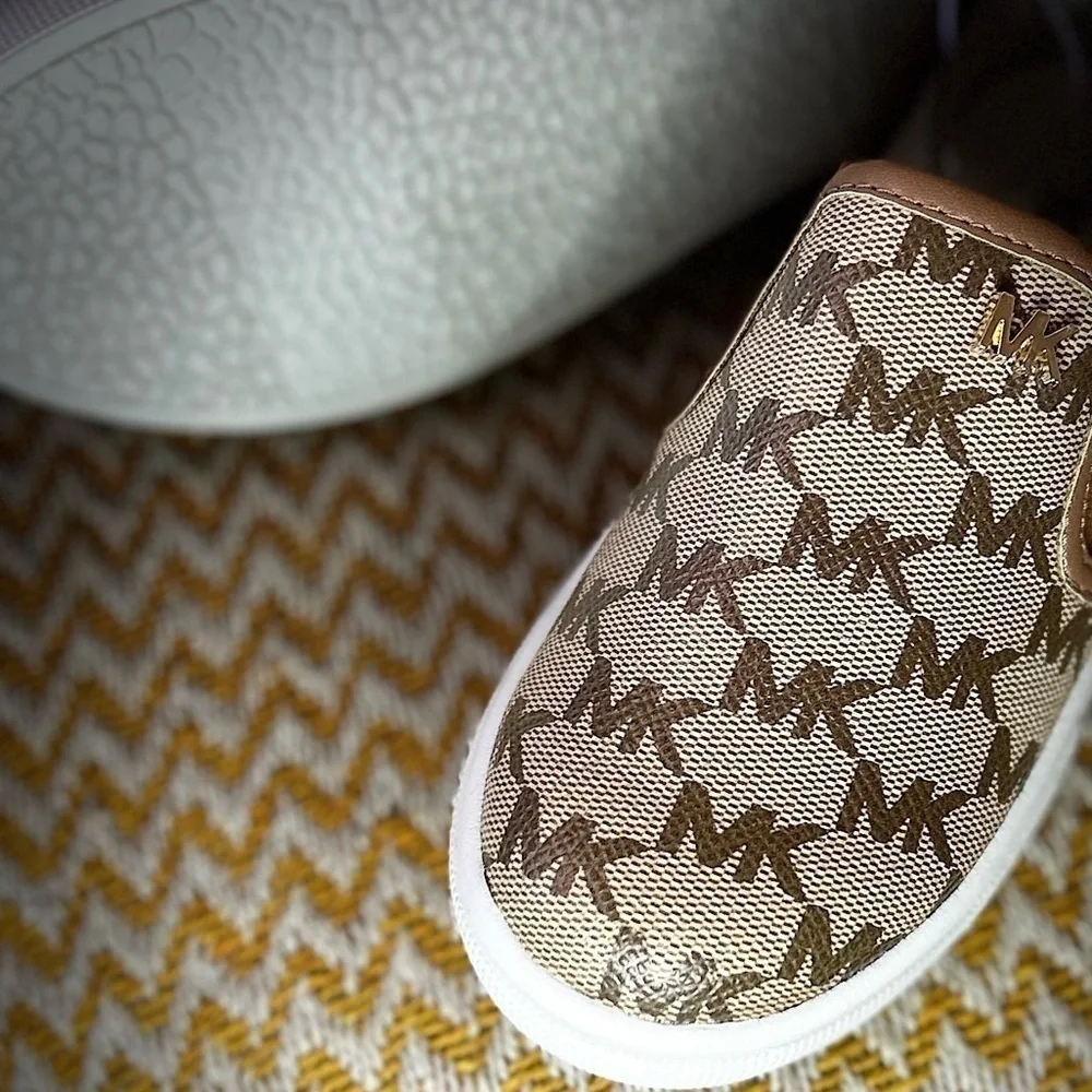 Michael Kors Keaton Logo Slip-On Sneaker - Picture 3 of 6
